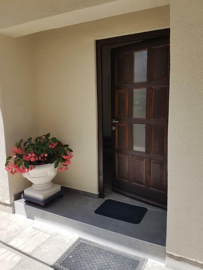 Apartment Sena 2 Привлака Екстер'єр фото